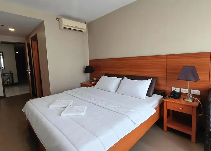 Hotel Fuente Oro Business